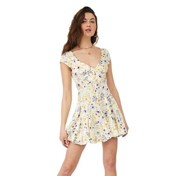 FREE PEOPLE NWT Ivory Combo It Takes Two Wrap Mini Dress SMALL - Picture 1 of 15